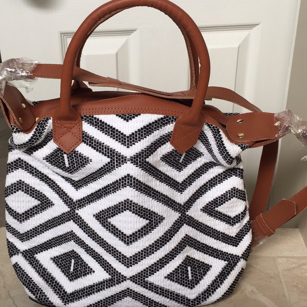 Tribe Alive purse
